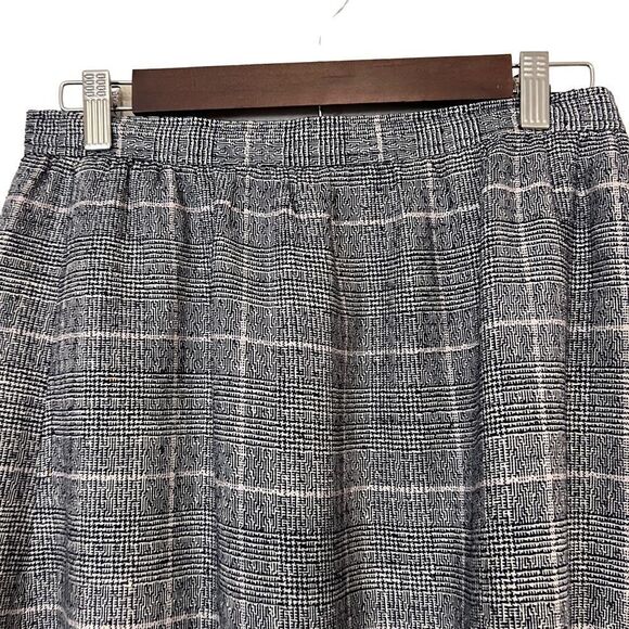 Vintage Evan-Picone  Plaid Skirt. 70s, 80s. Side Pockets Sz 10. Great Condition - Picture 2 of 11